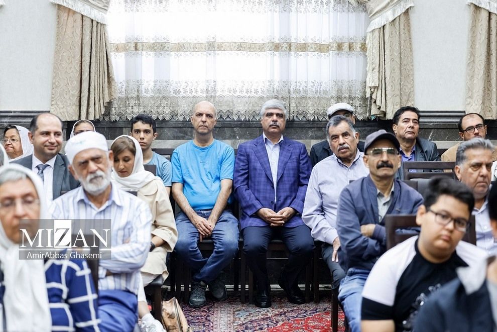 آیین پرسه فردوس کاویانی /تصویر 12 1696538299 223 آیین پرسه فردوس کاویانی تصویر
