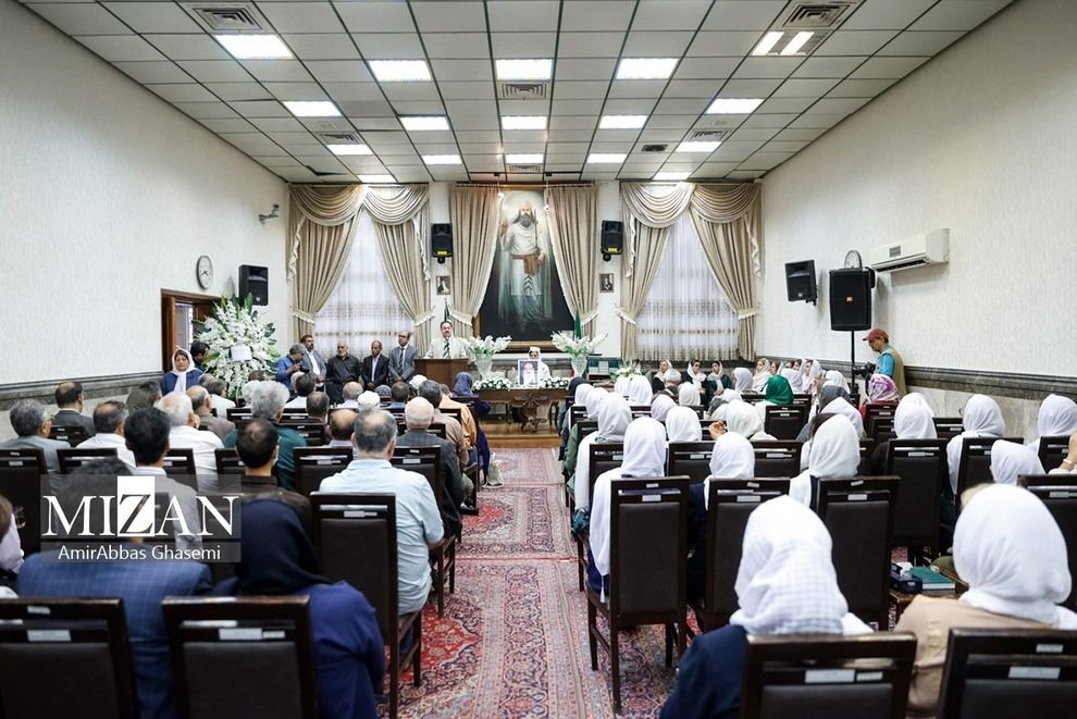 آیین پرسه فردوس کاویانی /تصویر 14 1696538299 355 آیین پرسه فردوس کاویانی تصویر