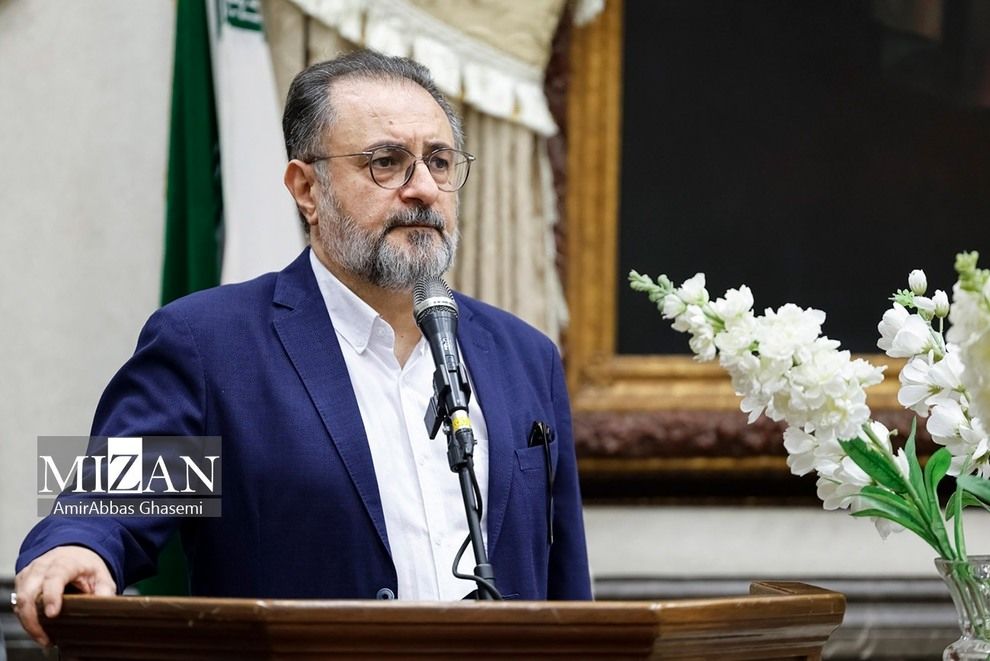 آیین پرسه فردوس کاویانی /تصویر 4 1696538299 747 آیین پرسه فردوس کاویانی تصویر