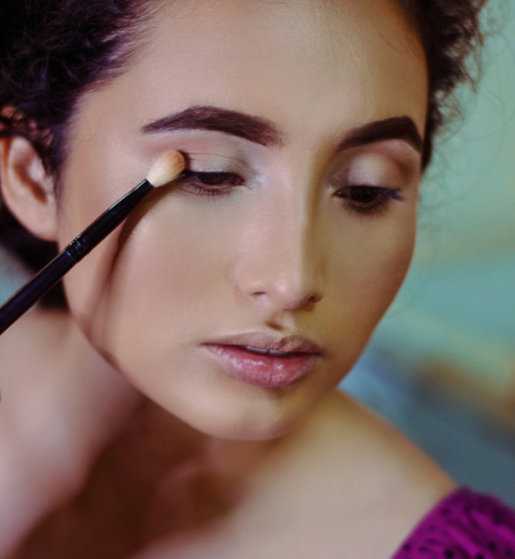 ۱۱ وسیله شخصی که حتی با نزدیکان تان هم نباید آن ها را شریک شوید 30 1696919024 252 ۱۱ وسیله شخصی که حتی با نزدیکان تان هم نباید