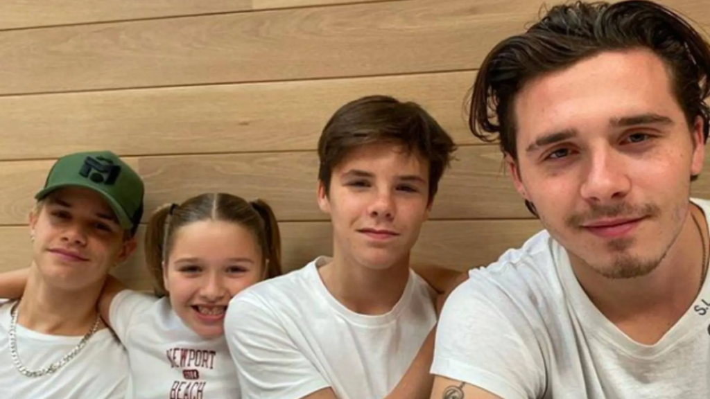 1698467700 769 معنای پشت نامگذاری هر یک از فرزندان ویکتوریا و دیوید