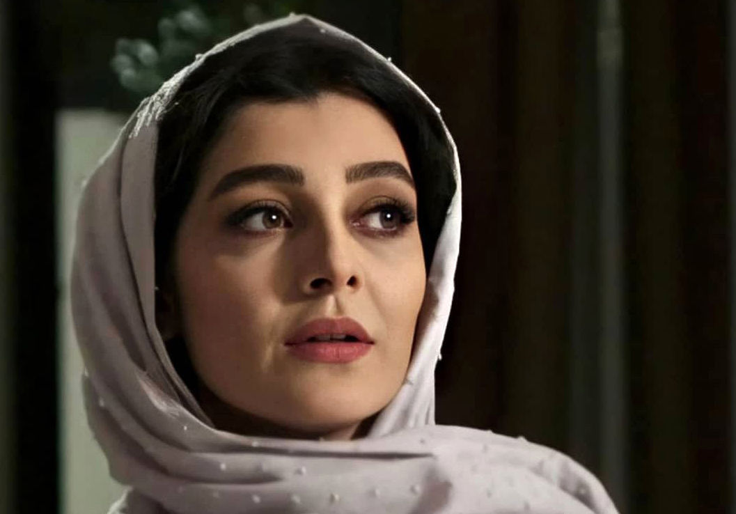 ۱۰ زن سینمای ایران که باید مثل سمیرای زخم کاری از آنها ترسید 7 10 زن سینمای ایران که باید مثل سمیرای زخم کاری از آنها ترسید