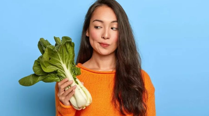 بین تغذیه و سلامت پوست چه ارتباطی وجود دارد؟/ ۸ ماده غذایی مفید برای پوست