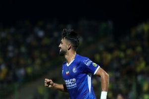 موافقت هافبک استقلال با کاهش قرارداد