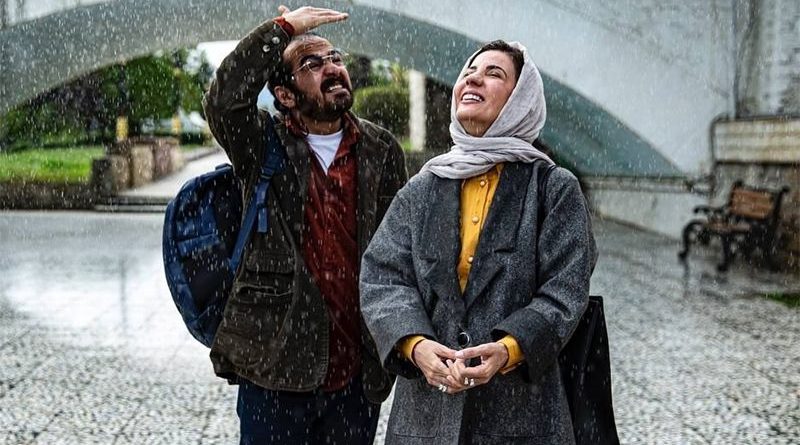 کارگردانی که بخش سانسورشده خودش را فیلم کرد/ لطفا «فیک» نباشید!