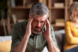 این علائم یعنی دچار بحران میانسالی شده اید