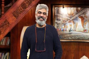 وقتی سروش صحت همراه با محمد نادری می‌رقصد/ ویدئو