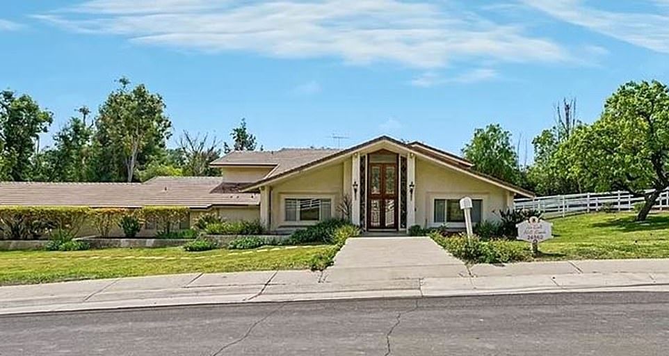 1710663179 734 سلبریتی های ثروتمند هالیوود که برای خرید خانه وام های