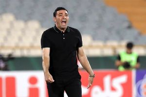 واکنش فوری باشگاه استقلال به زمزمه‌های برکناری جواد نکونام