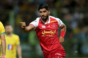 آتش‌بازی سرخپوشان در آبادان برای ادامه حضور در کورس صدرنشینی