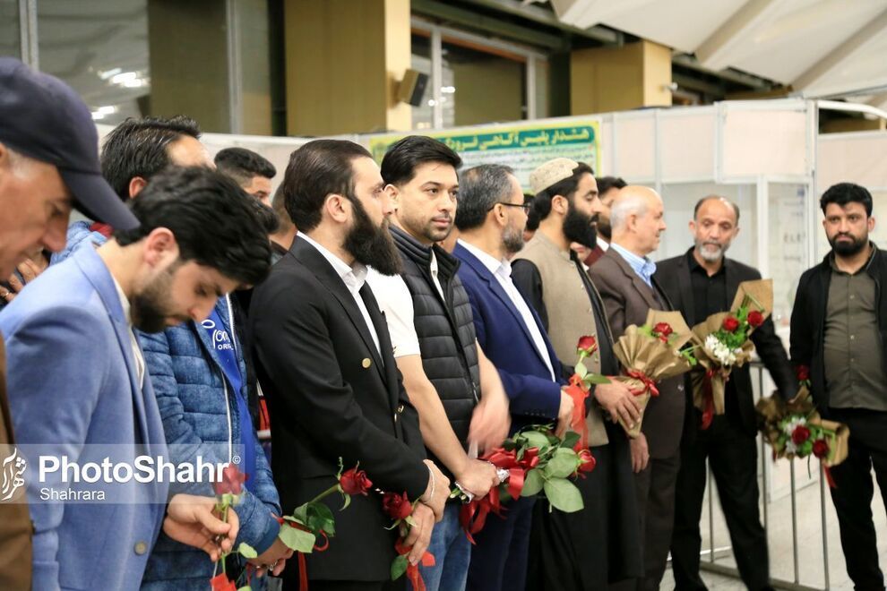 1714660189 213 برگشت تیم ملی فوتسال افغانستان به مشهد بعد از تاریخ‌سازی