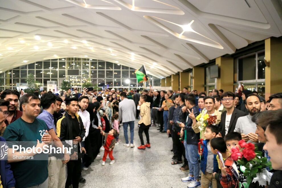 1714660189 332 برگشت تیم ملی فوتسال افغانستان به مشهد بعد از تاریخ‌سازی