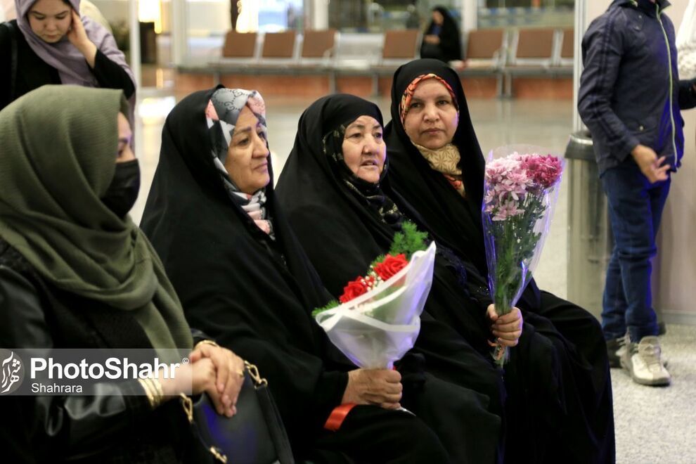 1714660190 446 برگشت تیم ملی فوتسال افغانستان به مشهد بعد از تاریخ‌سازی