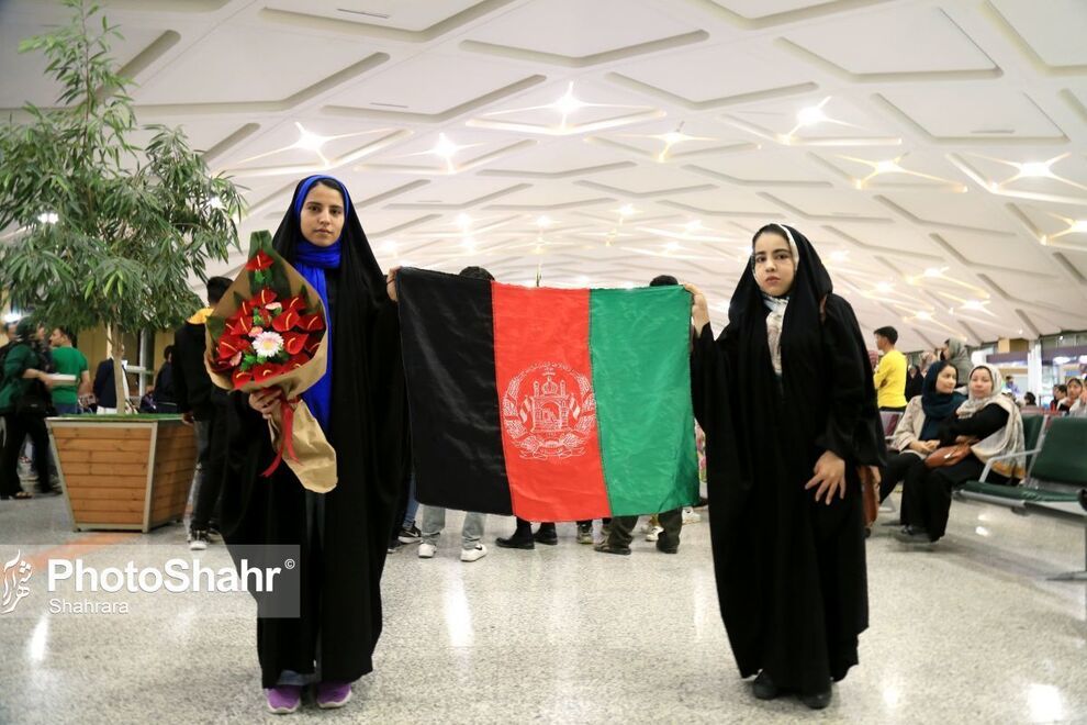 1714660190 803 برگشت تیم ملی فوتسال افغانستان به مشهد بعد از تاریخ‌سازی