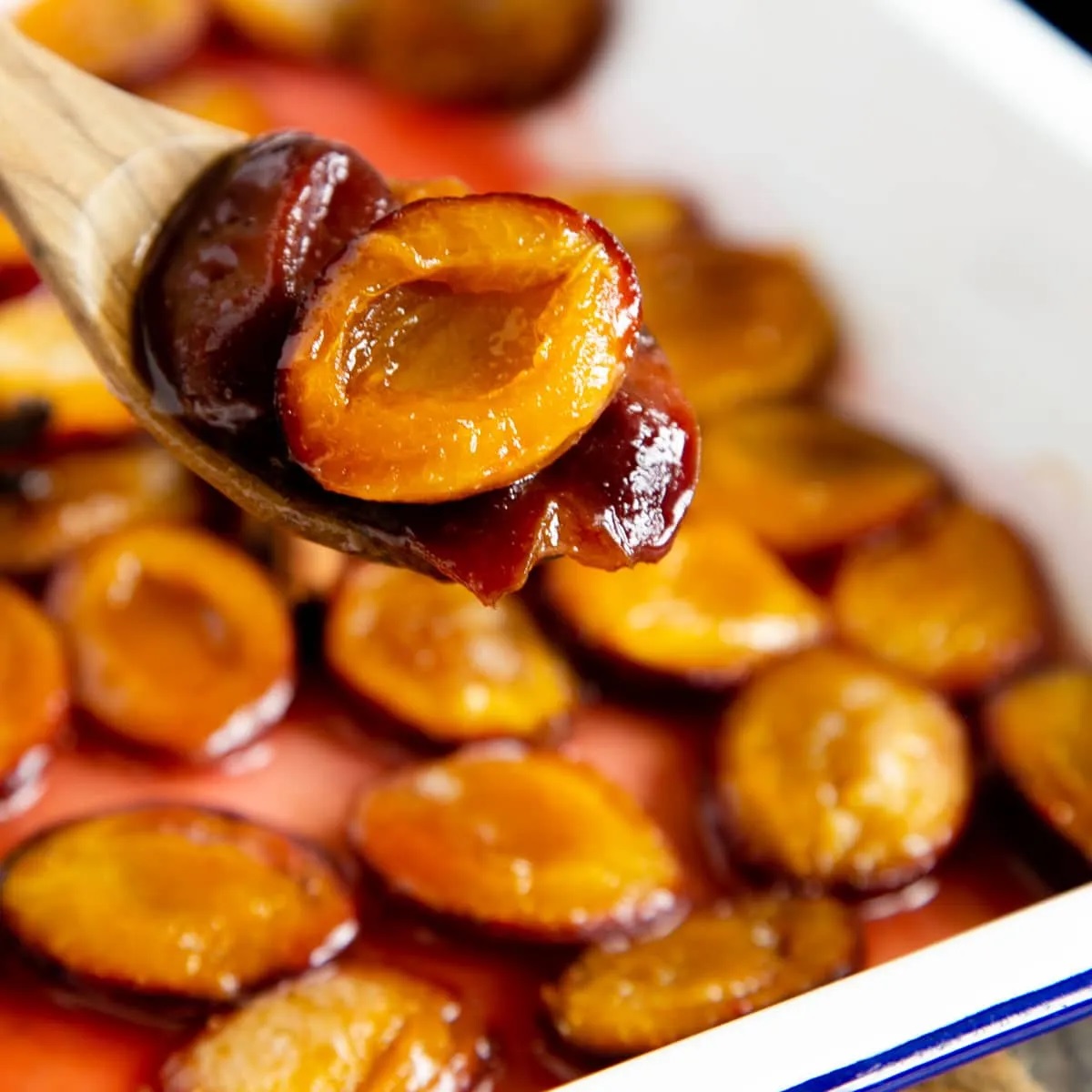 این ۵ گروه غذایی به راحتی هضم می شوند_صبح سریع 2 Baked-plums-or-canned-peaches