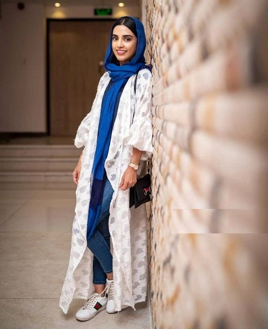 1719620613 556 بیوگرافی الهه حصاری بازیگر سینما و تلویزیون صبح سریع