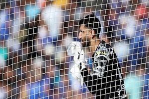 بازگشت بیرانوند پرسپولیس را به‌هم می‌ریزد؛ دروازه‌بان ایرانی یا خارجی جدید جذب کنید