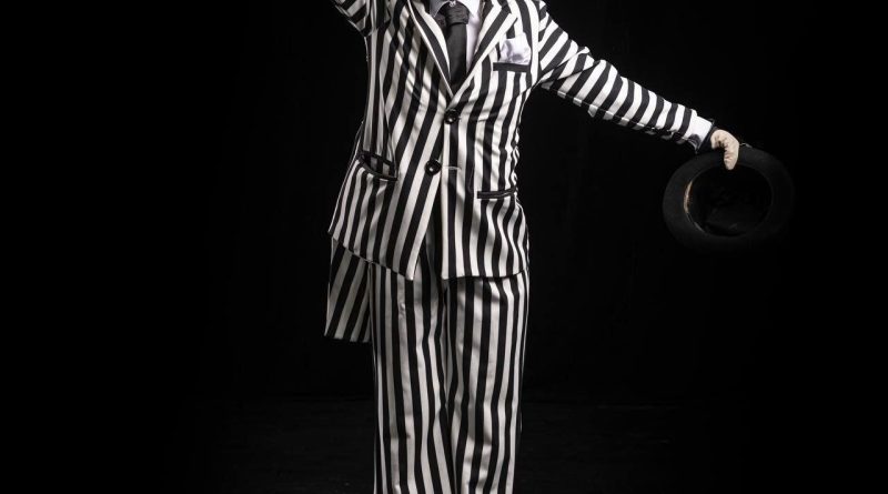 گریم متفاوت سارا بهرامی در یک نمایش و خبرهایی از دو تئاتر دیگر