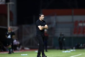 استقلال قدرت شکست هر تیمی را دارد/ رقبا با شیطنت هواداران ما را فریب دادند