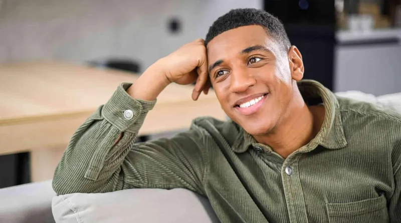 ۱۰ نشانه علمی که ثابت می کند عاشق شده اید