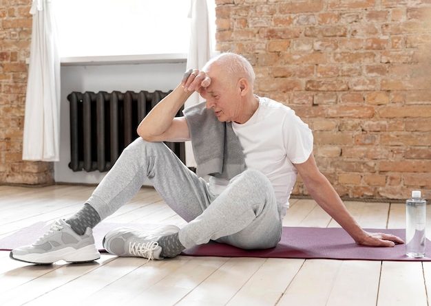 ۵ اشتباه که باید بعد از ۶۰ سالگی از آن ها اجتناب کنید