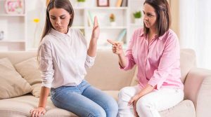 تنفر از والدین