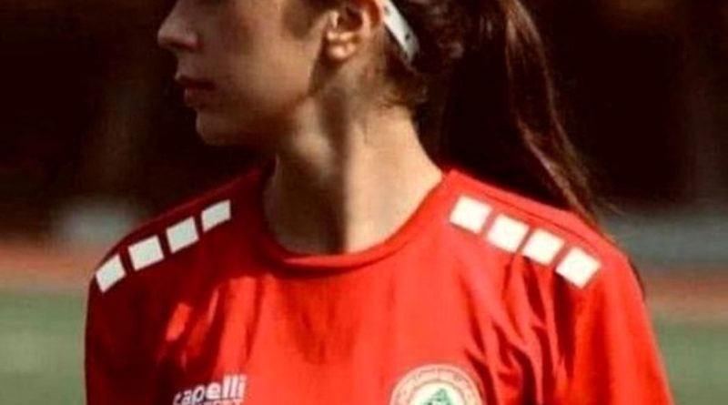 حمله های وحشیانه اسرائیل در لبنان جان یک زن فوتبالیست ملی پوش را به خطر انداخت/ ویدئو

