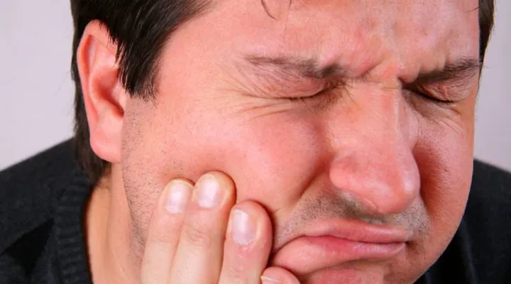 دلایل پف صورت چیست؟ راهکارها1