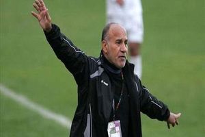 بازیکنان، پدر مربی را درمی‌آورند!/ باندبازی و بی‌مسئولیتی در فوتبال ایران