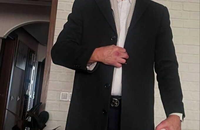 احمدرضا عابدزاده با تیپی فرانسوی در فضای مجازی (+عکس)