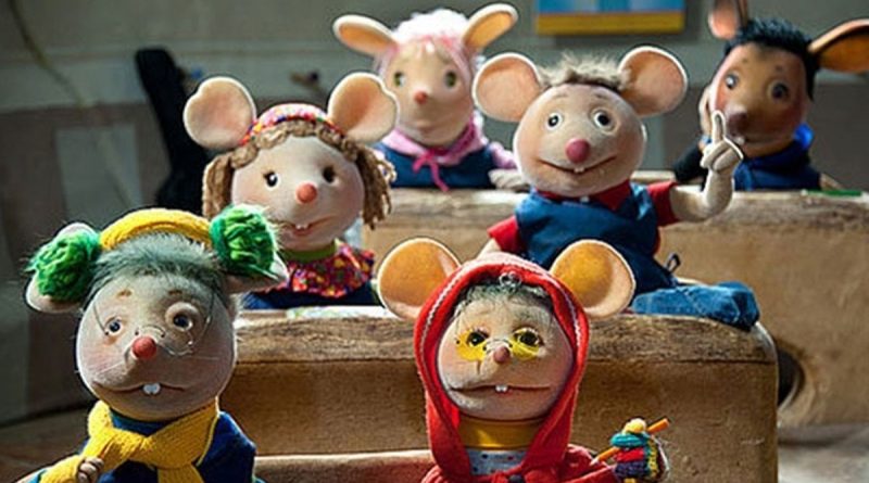 اجرای آهنگ «مدرسه موش ها» توسط بازیگران زن/ ویدئو