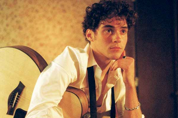 چرا خودم را دوست ندارم؟