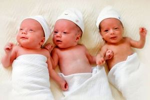 چرا دوران نوزادی مان را به یاد نمی‌آوریم؟