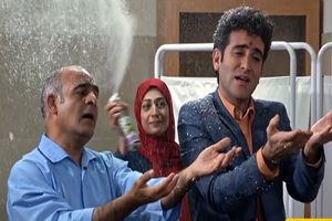 آقای فراستی شما چه کسی هستید که سابقه بازیگری مثل هوتن شکیبا و رضا عطاران را زیر سوال ببرید؟/ ویدئو