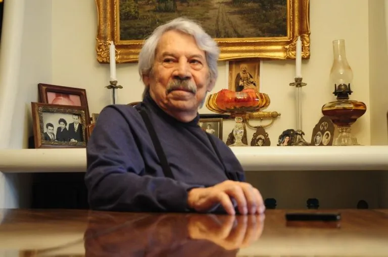 بیوگرافی داوود رشیدی چهره ماندگار ایران_صبح سریع 4 1746988812 114 بیوگرافی داوود رشیدی چهره ماندگار ایران صبح سریع.webp