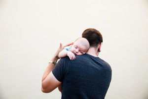 شکل صورت پدر می‌تواند جنسیت فرزند اول را تعیین کند