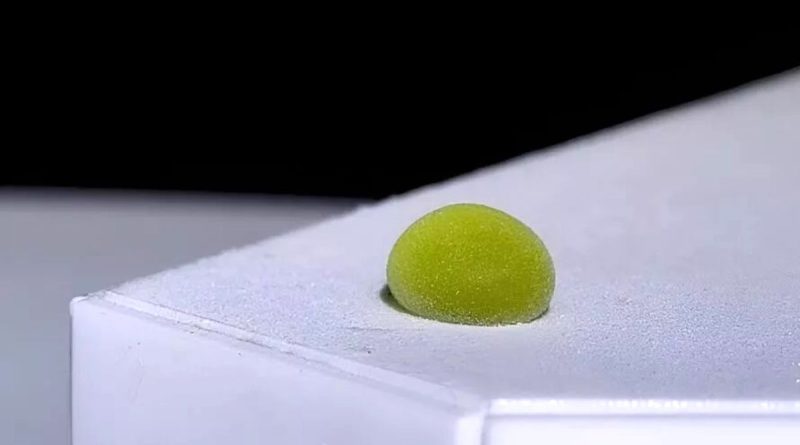 ربات مایعی که می‌تواند از هر مانعی عبور کند/ ویدئو

