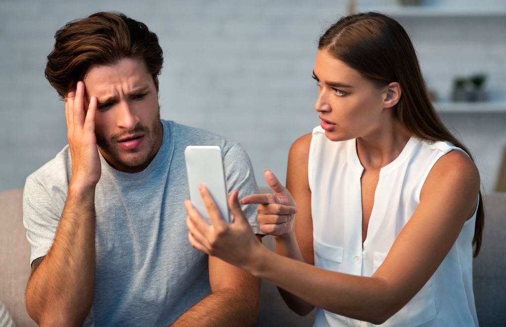 1753255729 504 فهمیدن دلایل عمیق خیانت و تأثیر آن بر روابط زناشویی صبح