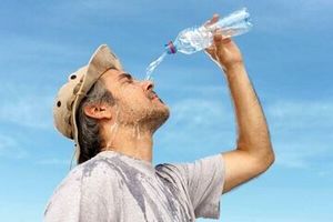 ۶ خوراکی و نوشیدنی خنک برای روزهای داغ