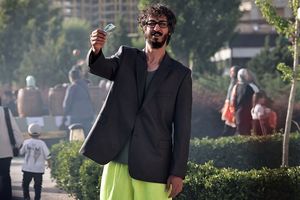 از جدال «مرد عینکی» و «پیرپسر» در صدر جدول تا فروش زیر ۱۰۰ هزار تومان