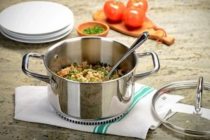 ظروف استیل براق بهترند یا مات؟