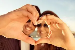 شادترین زوج ها چه می‌کنند؟