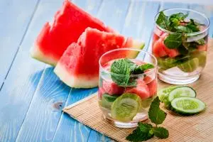 بهترین مواد خوراکی برای خنک ماندن در تابستان